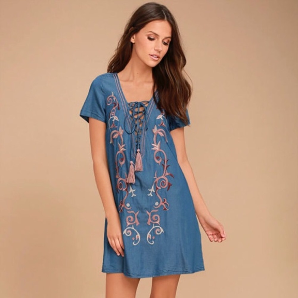 Lulu’s Chambray Embroidered Lace Up Dress